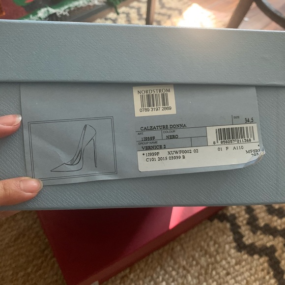 Prada patent leather black pumps size 4.5 - Picture 5 of 7